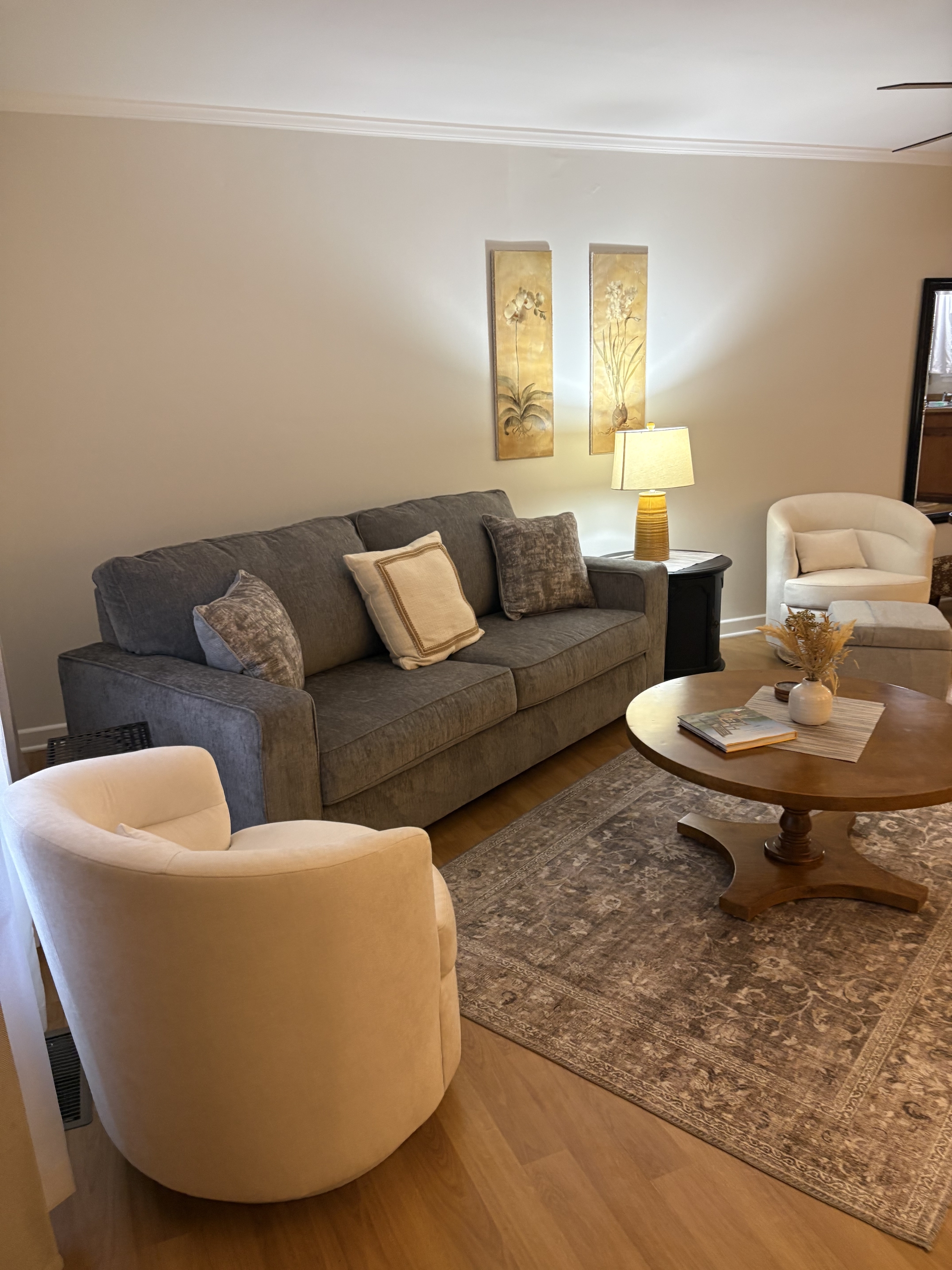 1803 Thomas Lane - B